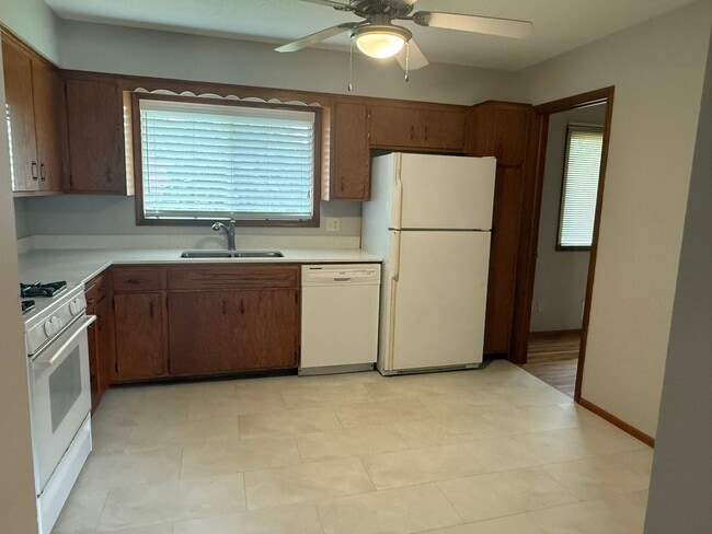Photo - Newly Refreshed 3 Bedroom 1 Bath Single Fa...