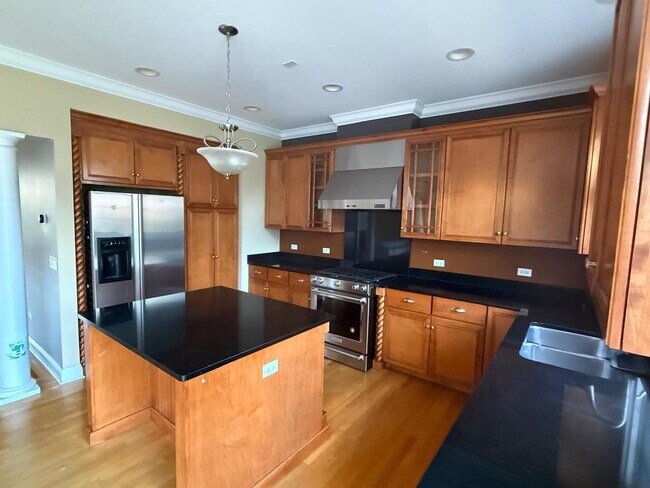 Photo - 2005 Alta Vista Ct Unit 2005