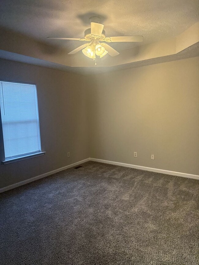 Photo - 3 bedroom 2 bath home in Stewarts Creek area.