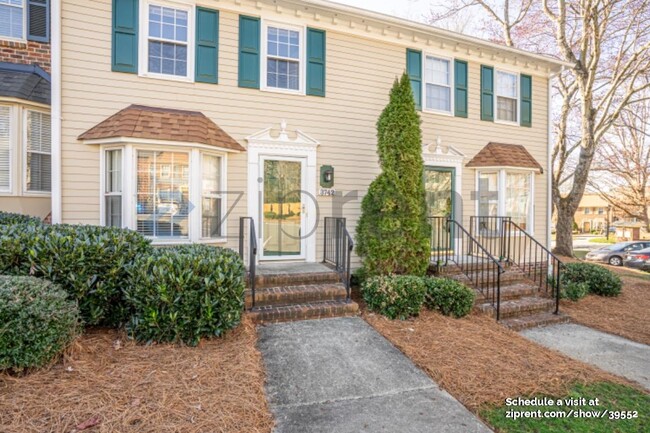 Photo - 3742 Greenes Crossing Townhome