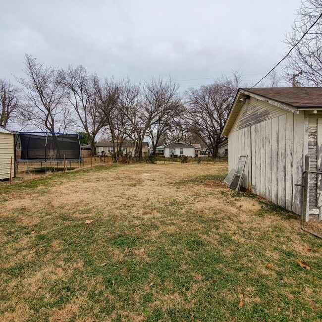 Photo - 3 Bedroom 1 Bath Home In Shawnee