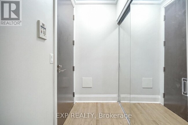 Photo - 100 Harrison Garden Blvd Unit GPH14
