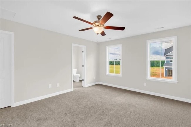 Photo - 1714 Creekline Dr