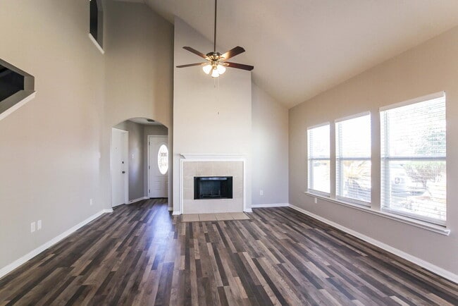 Photo - 16315 Rockcreek Ln