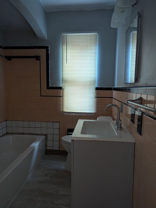 Photo - 10440 Nottingham Rd