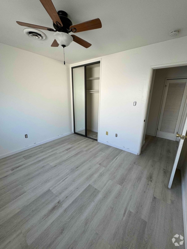 Building Photo - 7784 Orchard St Rental