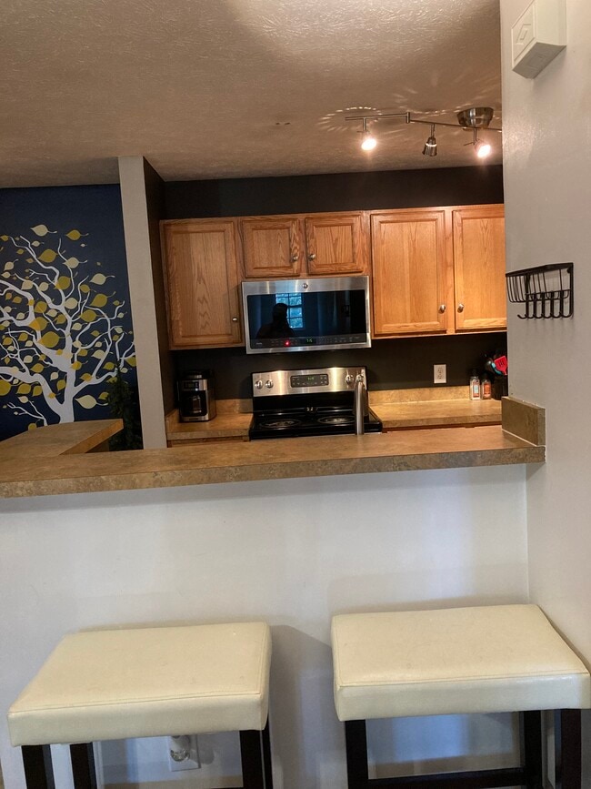 Photo - 14829 Lenox Dr Unit Lenox