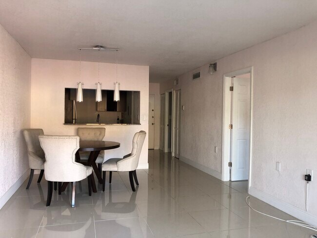 Photo - 11233 N Kendall Dr Unit E-102