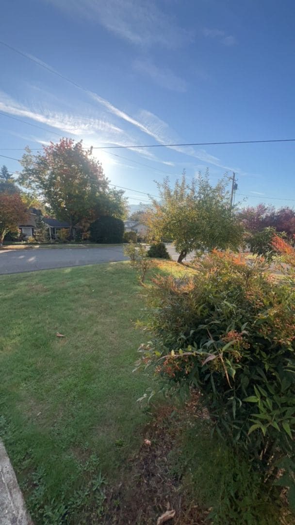 Photo - 4BED2BATH - GARAGE, HEAT PUMP AC, BACK YAR...