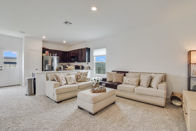Photo - 2712 Louris Ln