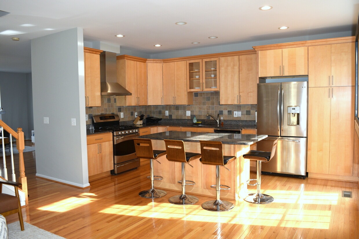 Photo - 11413 Sunflower Lane (Fairfax, VA)