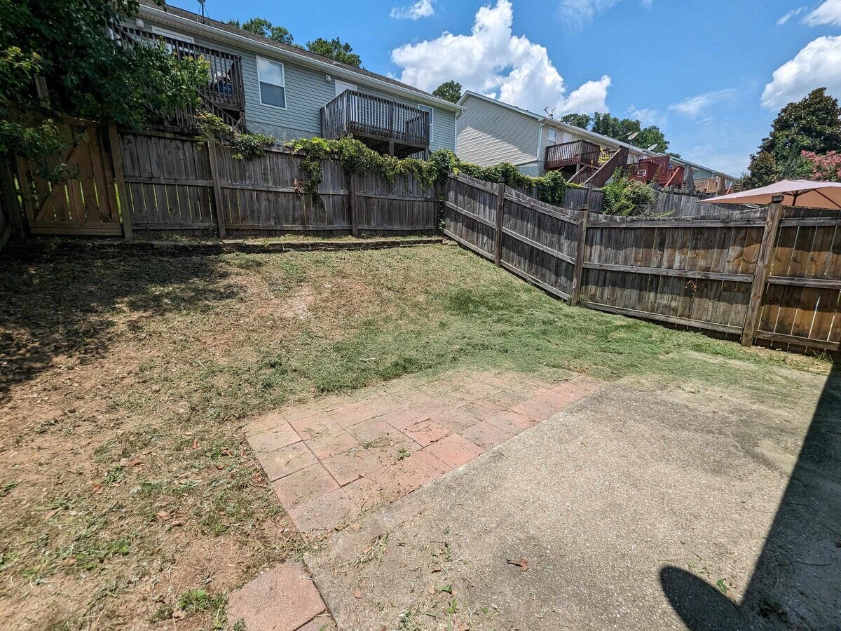 Photo - 2410 Quazar Cir