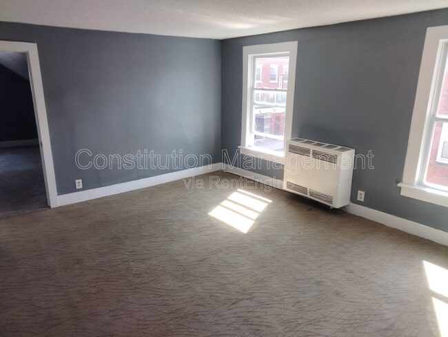 Building Photo - 167 E Main St Unit 3W