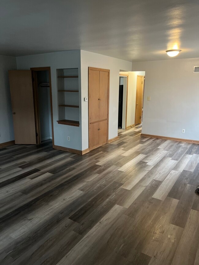 Photo - 3919 N Sherman Blvd