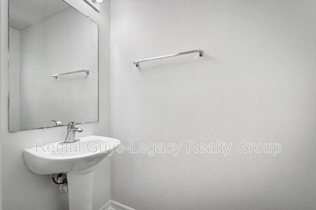 Photo - 7414 Palm Hills Dr