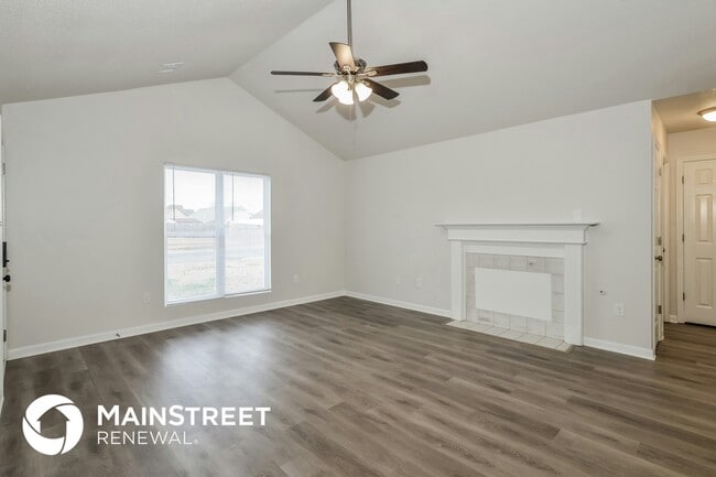 Photo - 4495 Andover Ln