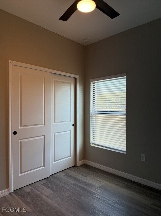 Photo - 5205-5207 30th St SW