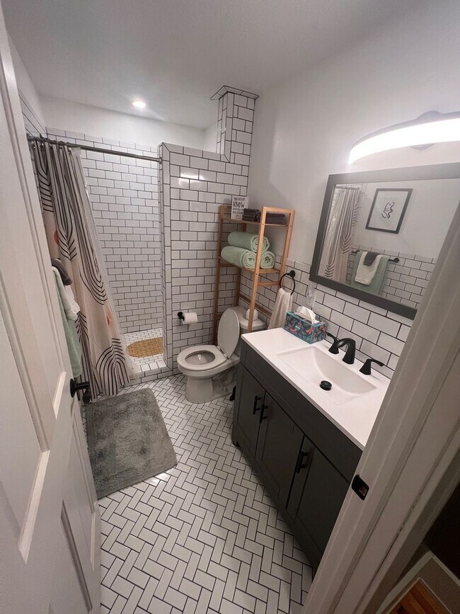 Photo - SGRE 133 Unit 133 - Apt 2