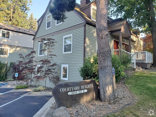 Building Photo - Courtyard Heights Rental