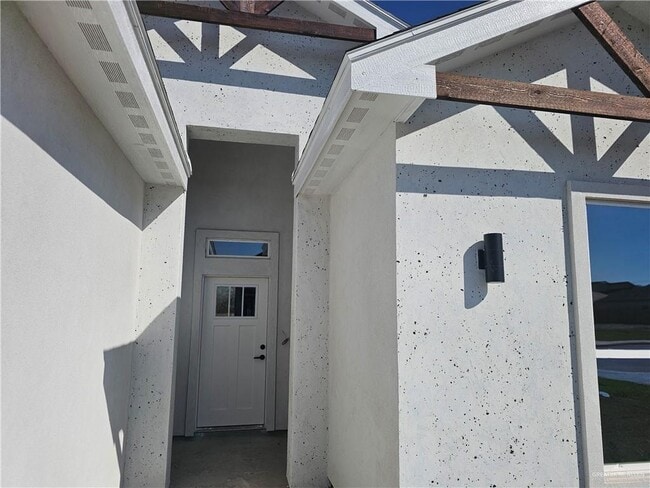 Photo - 29 N 48th St