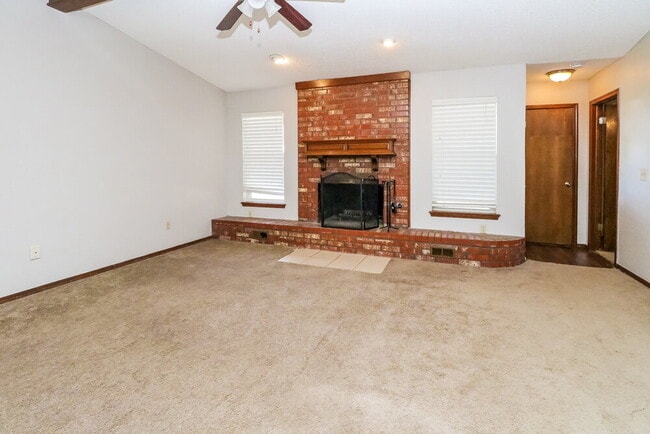 Photo - 12913 S Drexel Ave