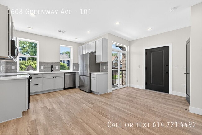 Building Photo - 1608 Greenway Ave Unit 101