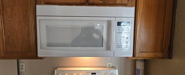 Photo - 9811 Walnut St Unit 301