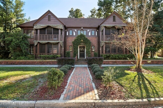 Photo - 2160 Forbes St Unit B