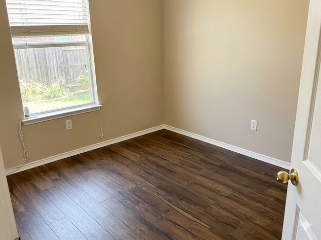 Photo - 5212 Westheimer Rd