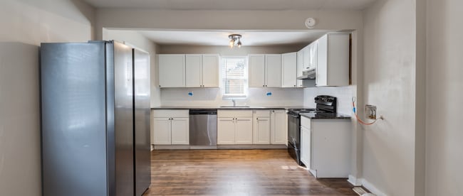 Photo - 4989 Chateau Ave Unit A