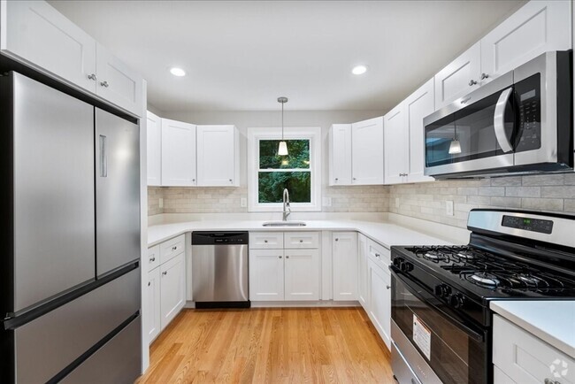 Building Photo - 66 N Main St Unit 66 Rental
