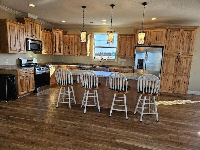 Photo - 555 Paint Creek Rd