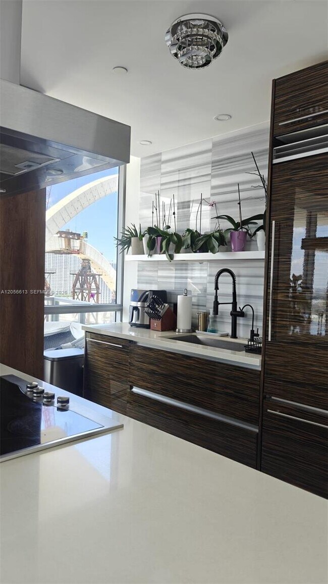 Photo - 1100 Biscayne Blvd Unidad 2106