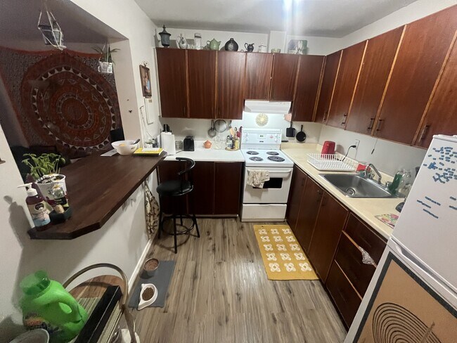 Photo - 335 Division St Unit 3