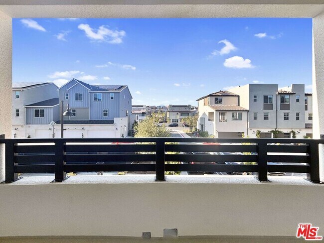 Photo - 61 Harness Wy