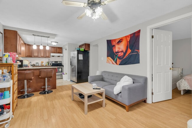 Photo - 767 Scottsdale Dr