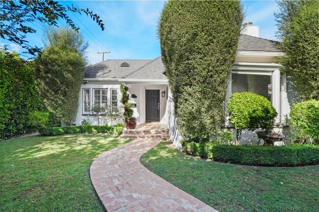 Beverly Grove 3bed 4bath Stunning home! - Beverly Grove 3bed 4bath Stunning home!