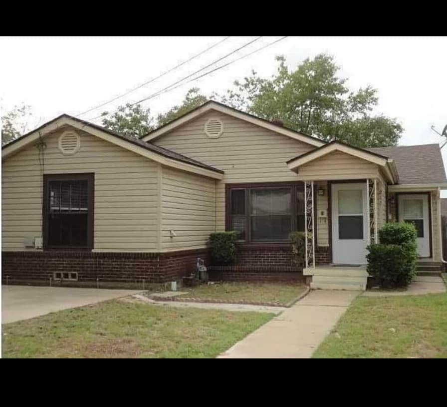 Photo - 217 Merritt St House