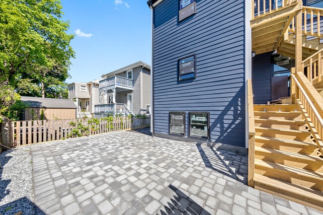 Photo - 70 Stanley Ave