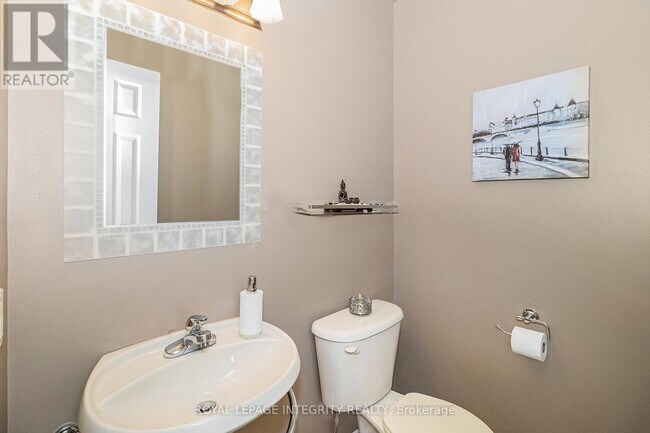 Photo - 564 Renaissance Dr