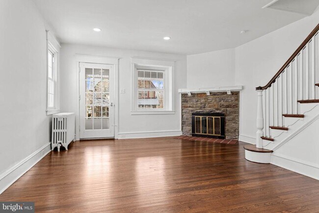 Photo - 137 Kenilworth Rd