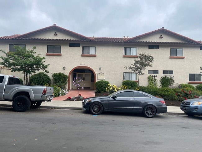 Arizona Street Apartments