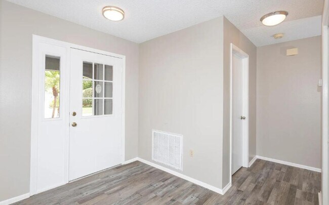 13309 Shadberry Ln
