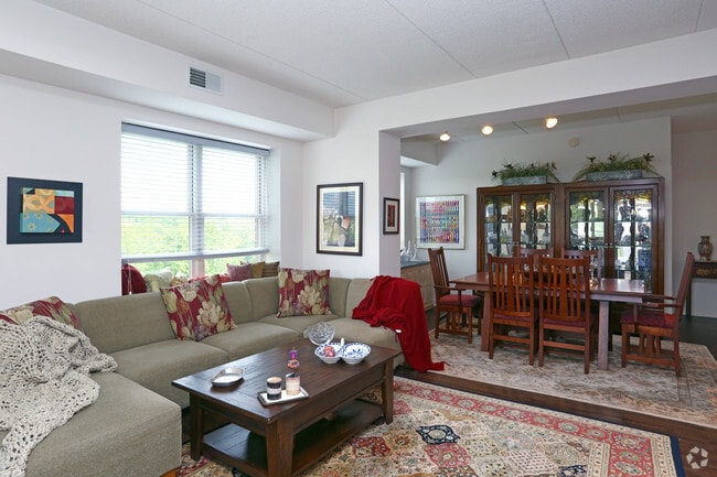 2BR, 2BA - Living Room