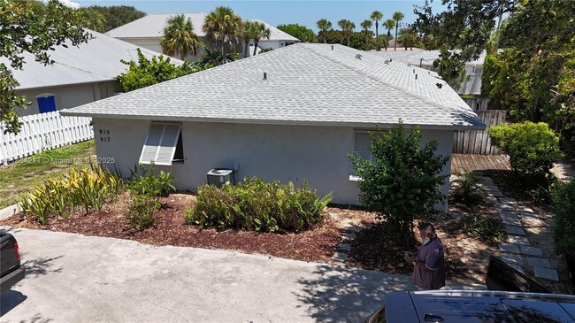 Photo - 915 Turtle Cove Ln Unit 0