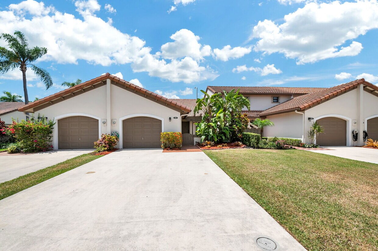 Photo - 11364 Southwest 87th Terrace, Miami, FL 33173 - 3 BR 2 BA Townhouse