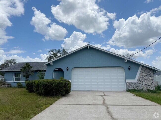 Building Photo - "Charming 3-Bed, 2-Bath Oasis in Spring Hi... Rental