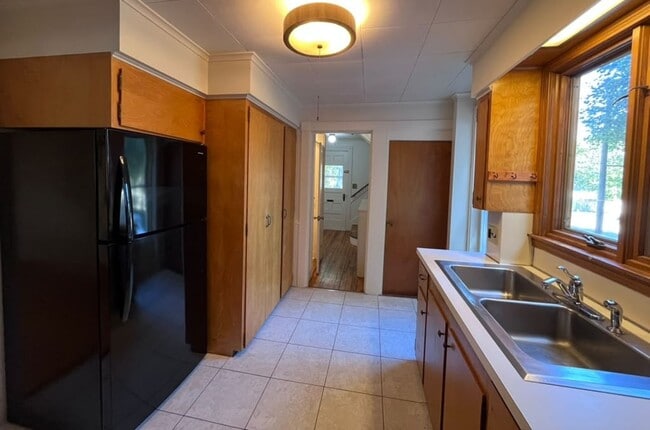 178 Whitney St