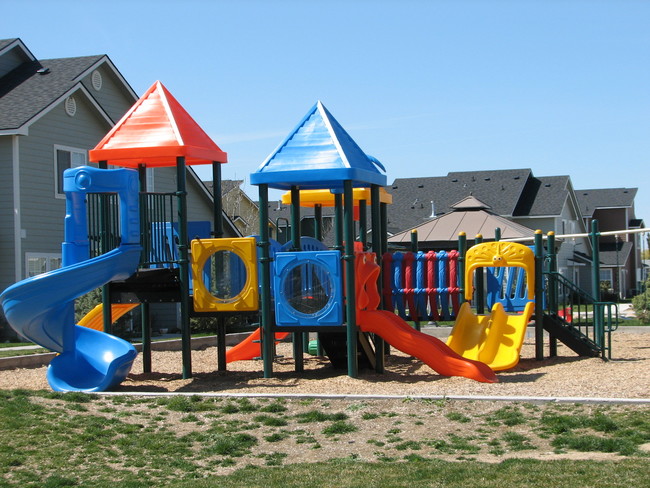 comunity playground - Keeneland Park Unit 101