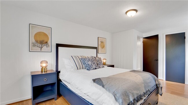 Photo - 288 Oakridge Dr